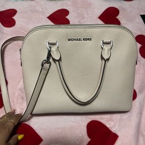 Pink Michael Kors Purse Crossbody Excellent condition